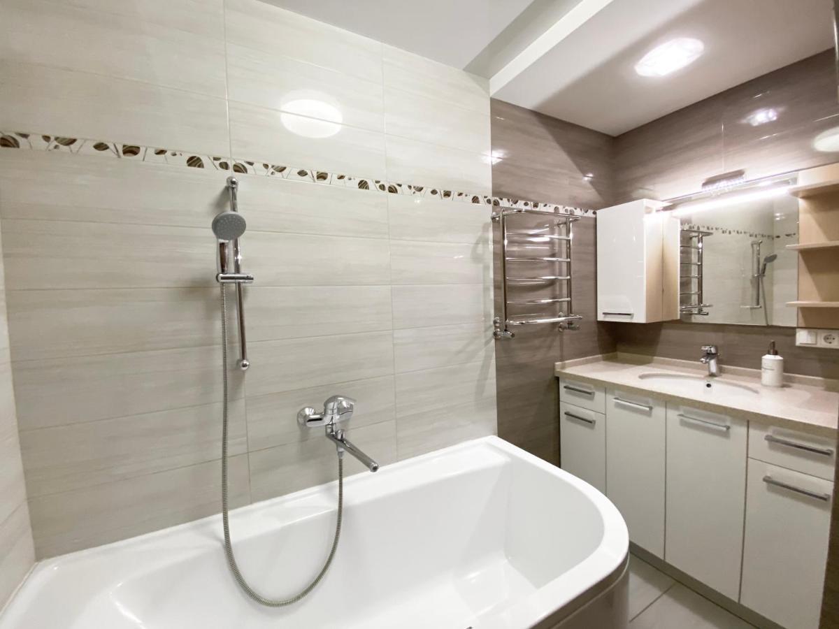 2-Bedroom Apartment Most City Area, Ekaterynoslav Square Dnipro Luaran gambar